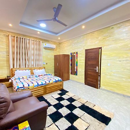 Bays Boutique Apartment Accra Exteriör bild