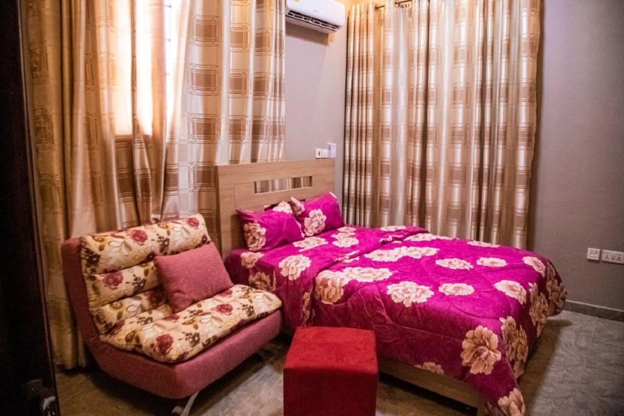 Bays Boutique Apartment Accra Exteriör bild