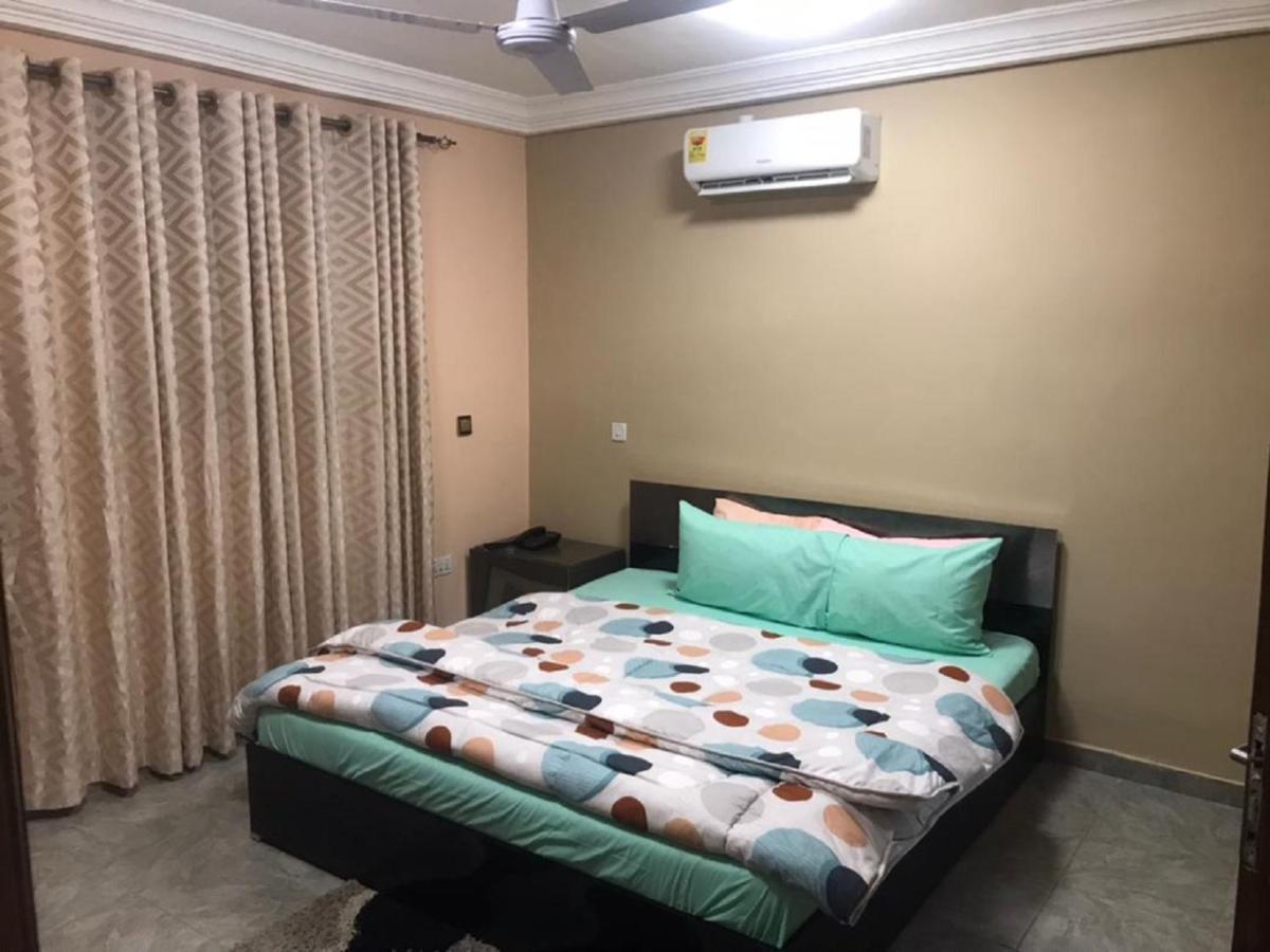 Bays Boutique Apartment Accra Exteriör bild