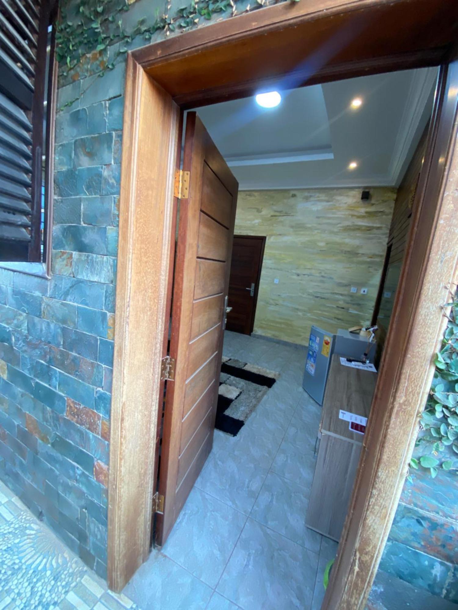 Bays Boutique Apartment Accra Exteriör bild