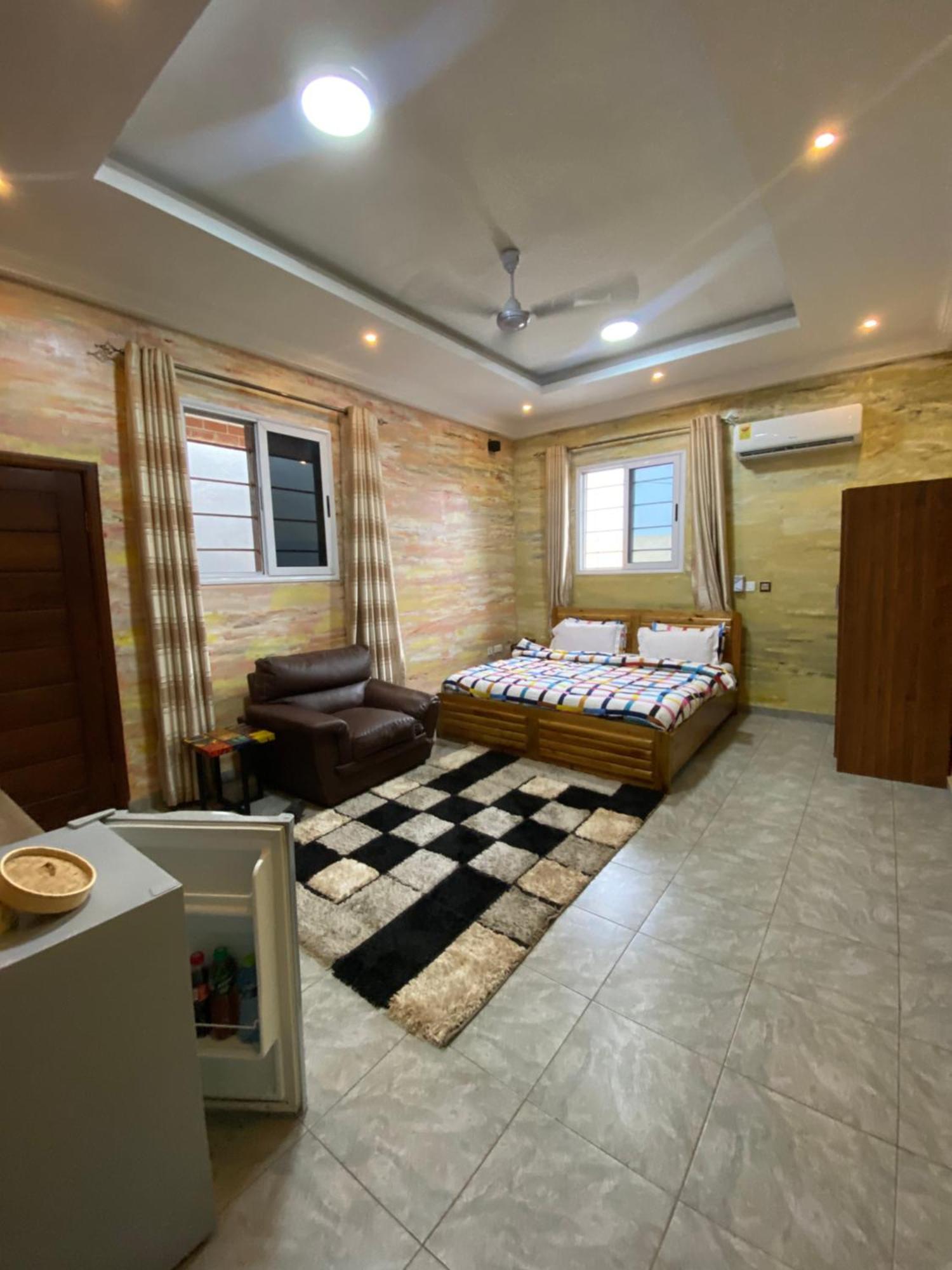 Bays Boutique Apartment Accra Exteriör bild