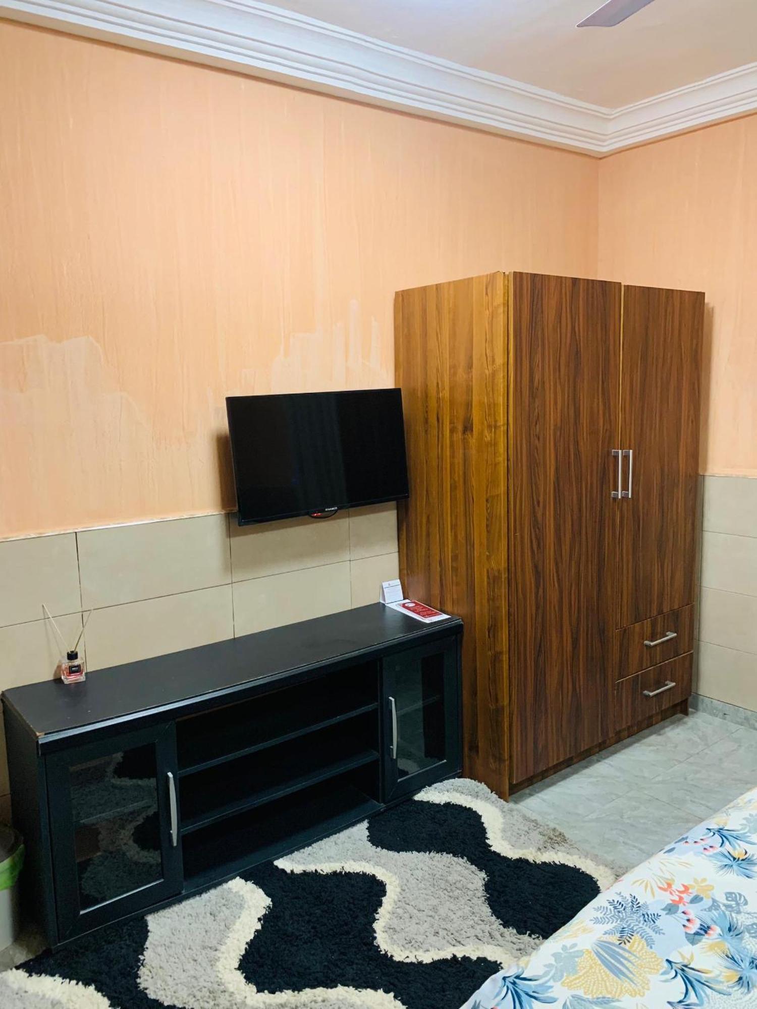 Bays Boutique Apartment Accra Exteriör bild