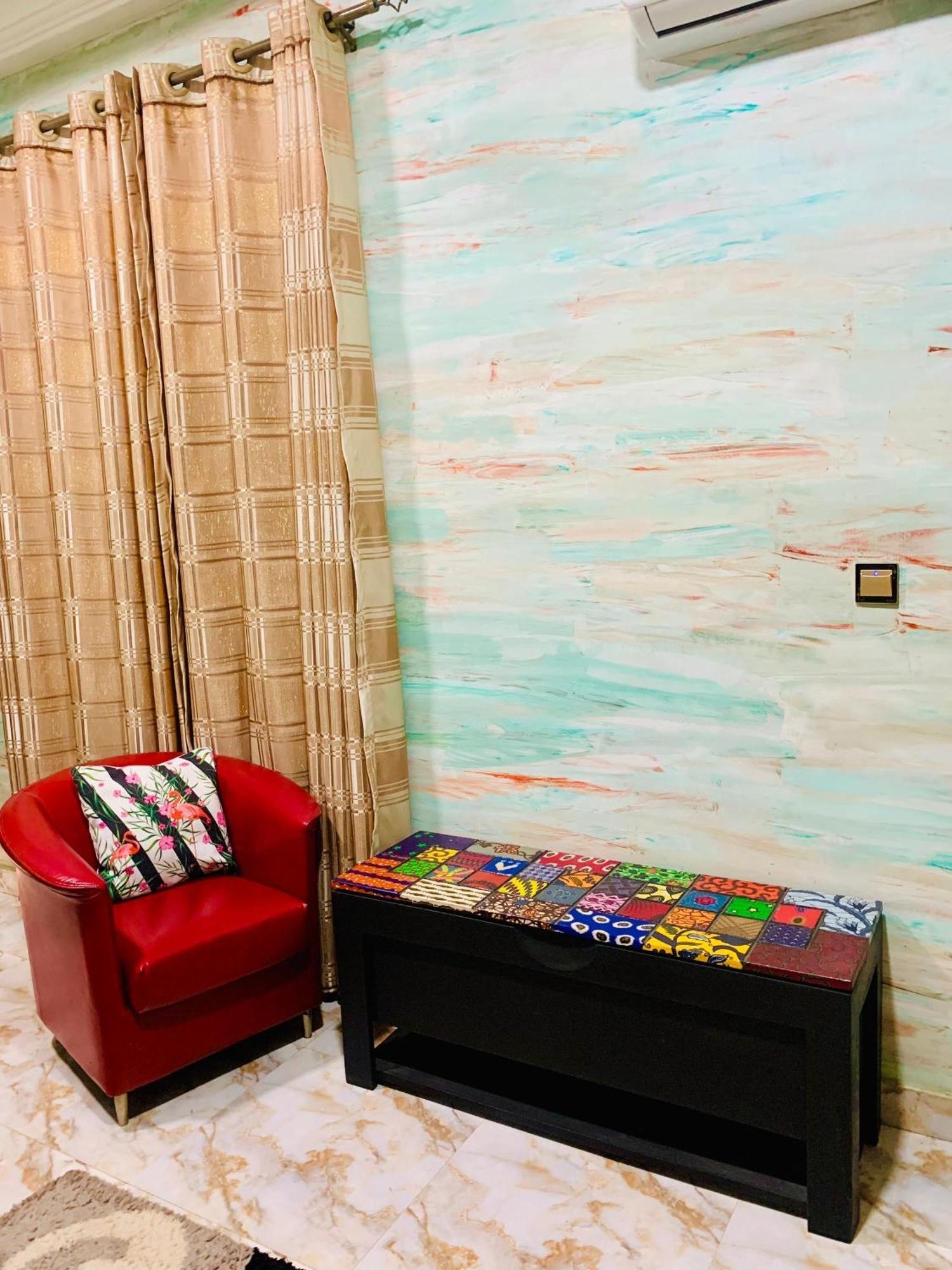 Bays Boutique Apartment Accra Exteriör bild