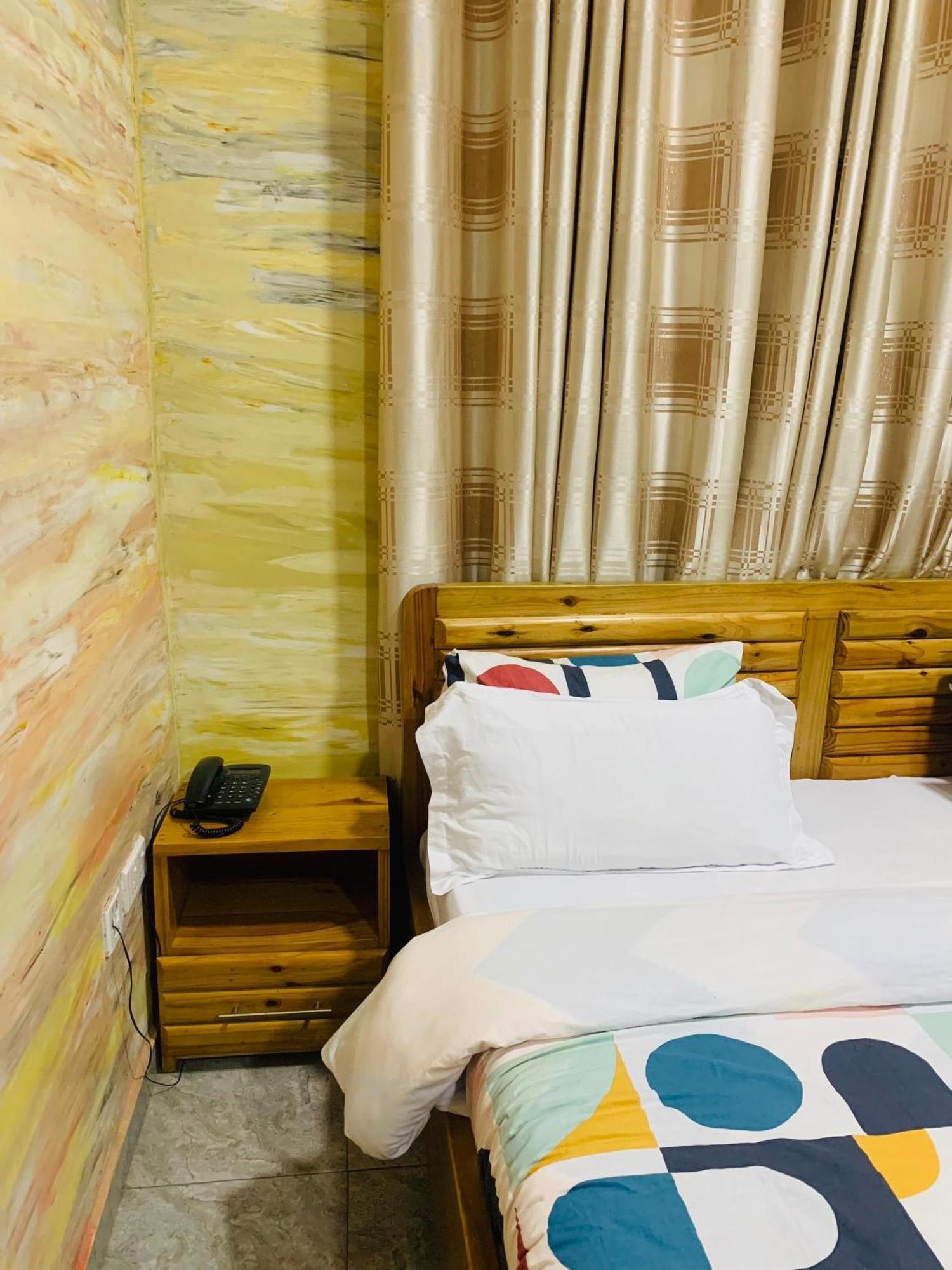Bays Boutique Apartment Accra Exteriör bild
